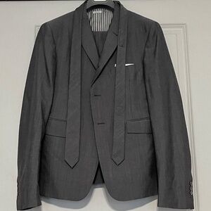 Thom Browne custom suit medium gray fits like 40-42 and 33 x 32